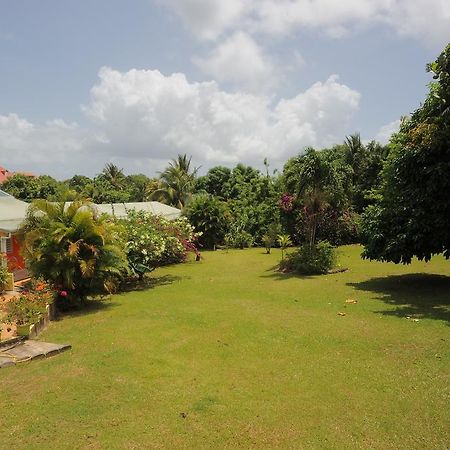Au Domaine Des Bougainvilliers Villa Sainte-Rose Exteriör bild
