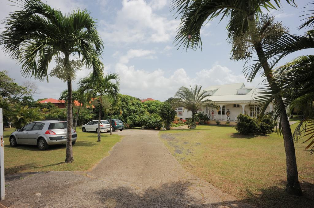 Au Domaine Des Bougainvilliers Villa Sainte-Rose Exteriör bild